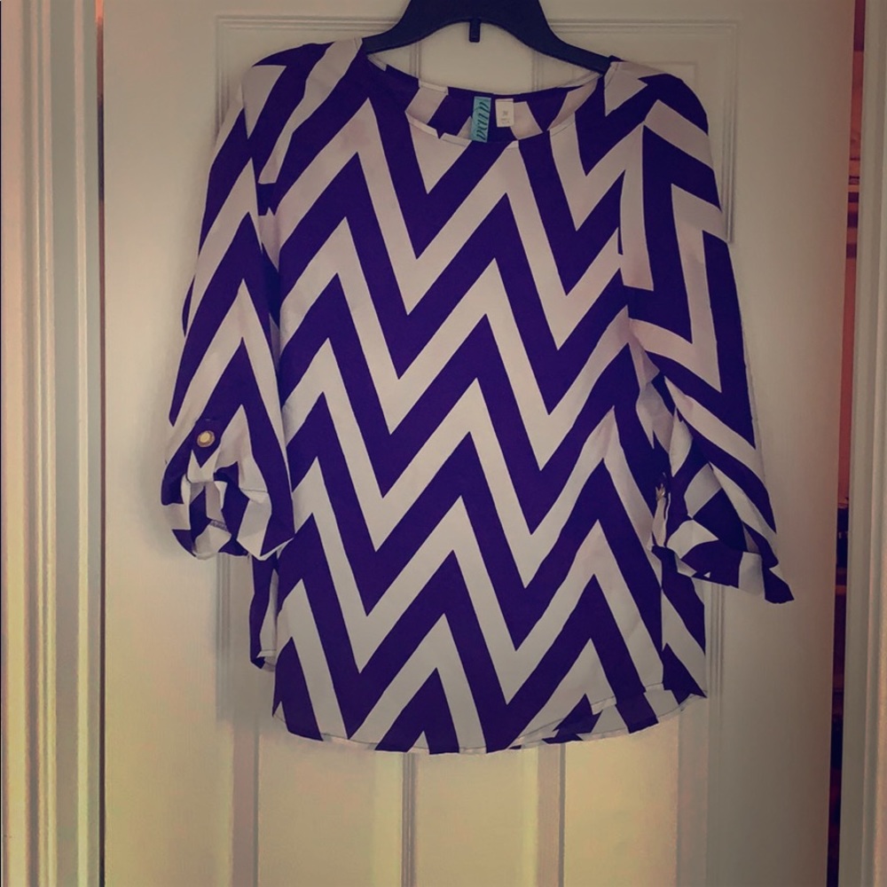 Medium sized white and purple striped shirt